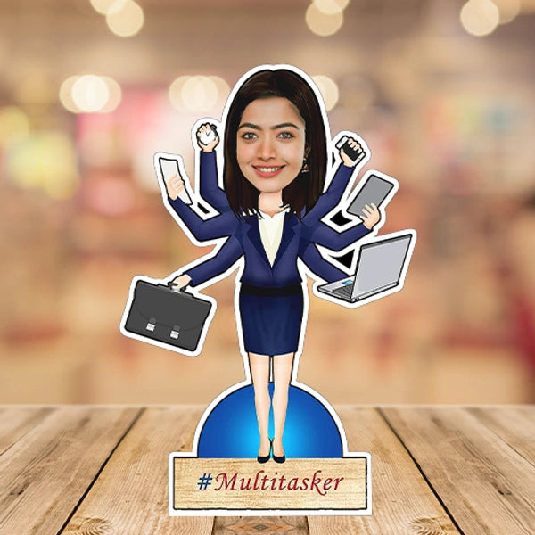 ACC41 - Multitask Lady