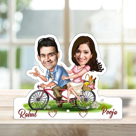 ACC03 - Couple on Bicycle