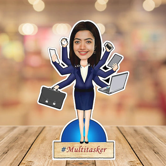 ACC41 - Multitask Lady